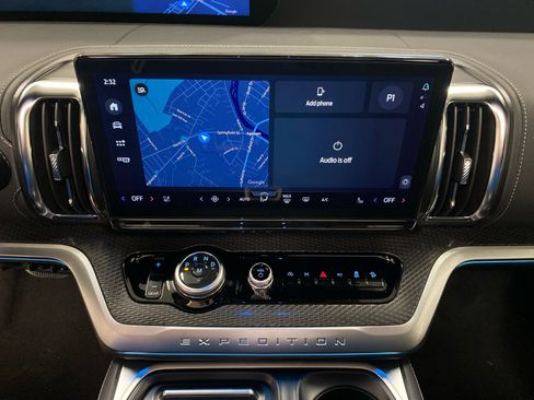 New 2025 Ford Expedition Max Platinum w/ Stealth Performance Package image 49