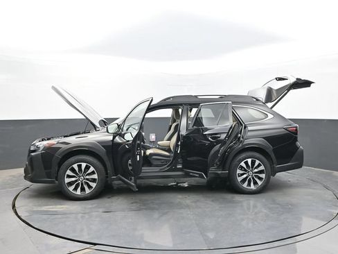 Used 2023 Subaru Outback Limited AWD/4WD image 61