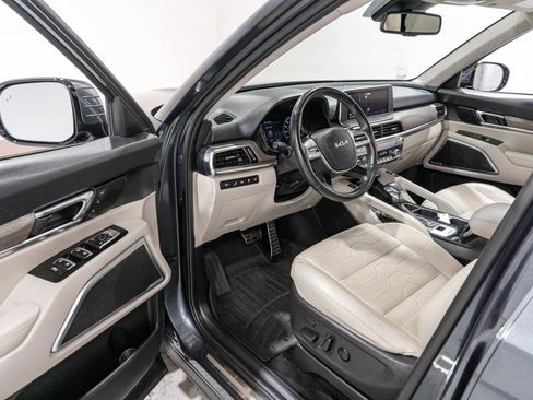 Used 2022 Kia Telluride SX w/ SX Prestige Package AWD/4WD image 12