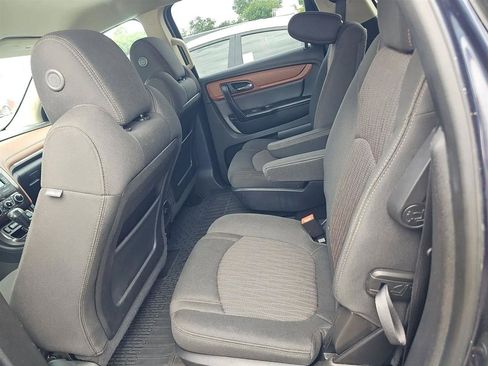 Used 2016 Chevrolet Traverse LT w/ Traveler's Package FWD image 13