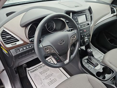 Used 2018 Hyundai Santa Fe Sport image 12