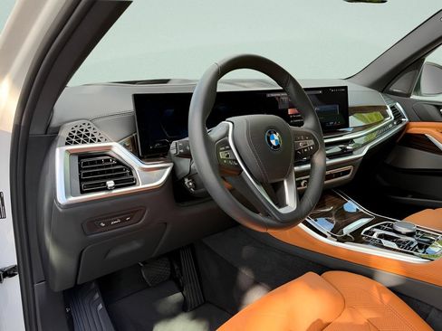 Certified 2024 BMW X5 xDrive50e w/ Premium Package AWD/4WD image 9