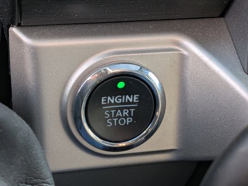 Used 2021 Ford F150 XLT w/ Equipment Group 302A High image 25