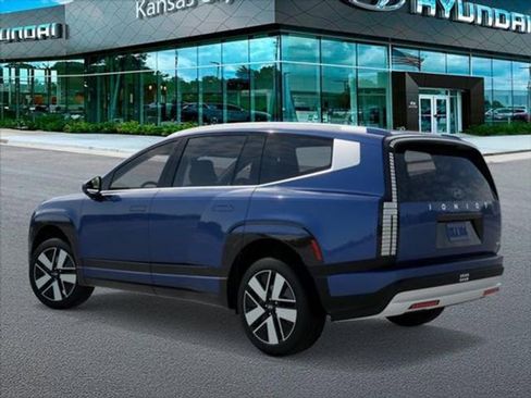 New 2026 Hyundai Ioniq 9 SEL w/ Tow & Go Package image 3