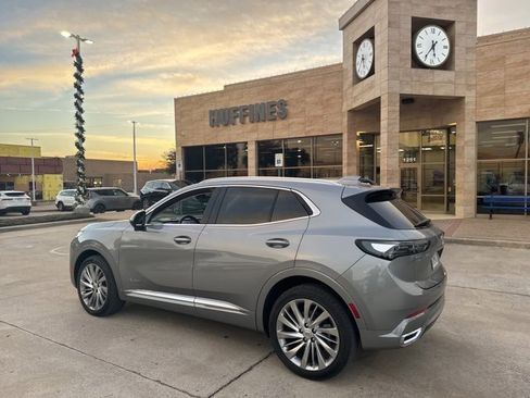 Used 2025 Buick Envision Avenir image 2