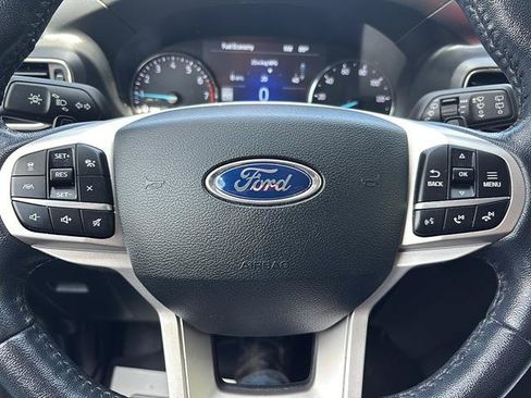 Certified 2020 Ford Explorer XLT w/ Equipment Group 202A AWD/4WD image 26