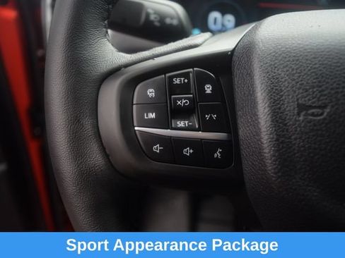 Used 2024 Ford Ranger Lariat w/ FX4 Off-Road Package AWD/4WD image 6