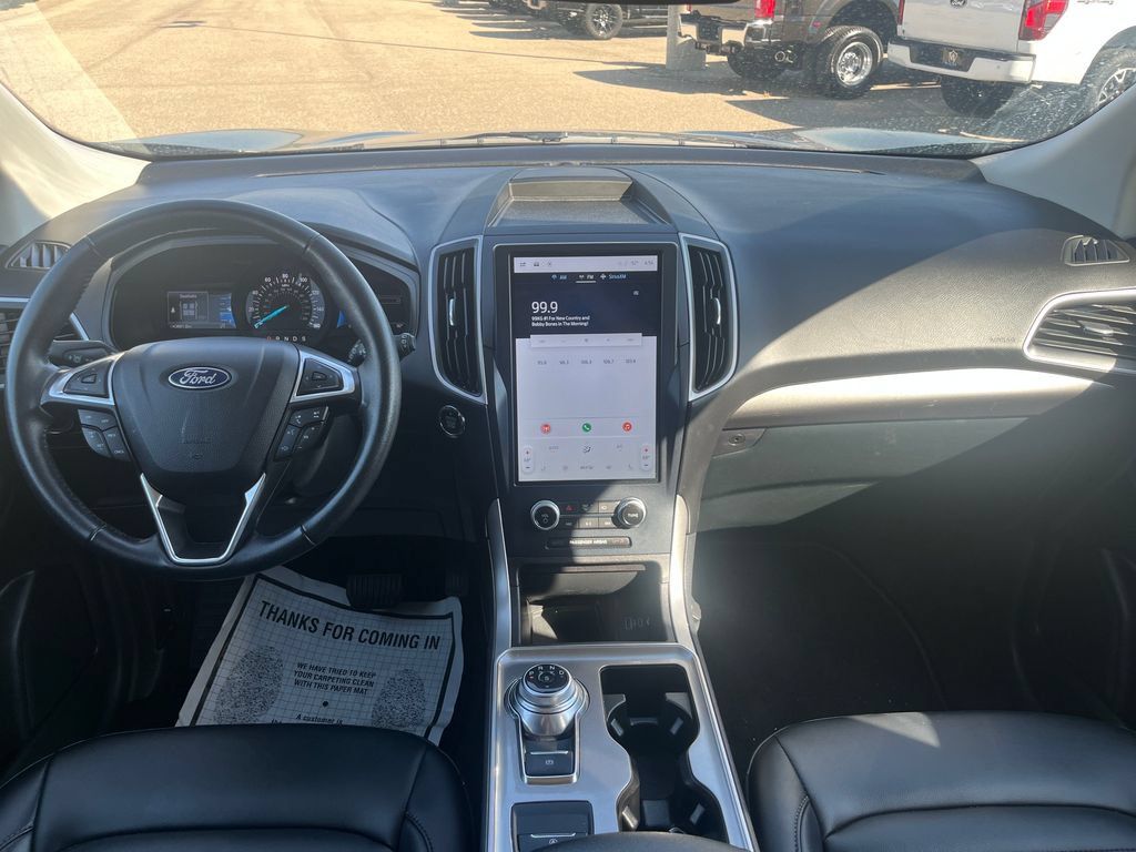 Used 2023 Ford Edge SEL AWD/4WD image 13