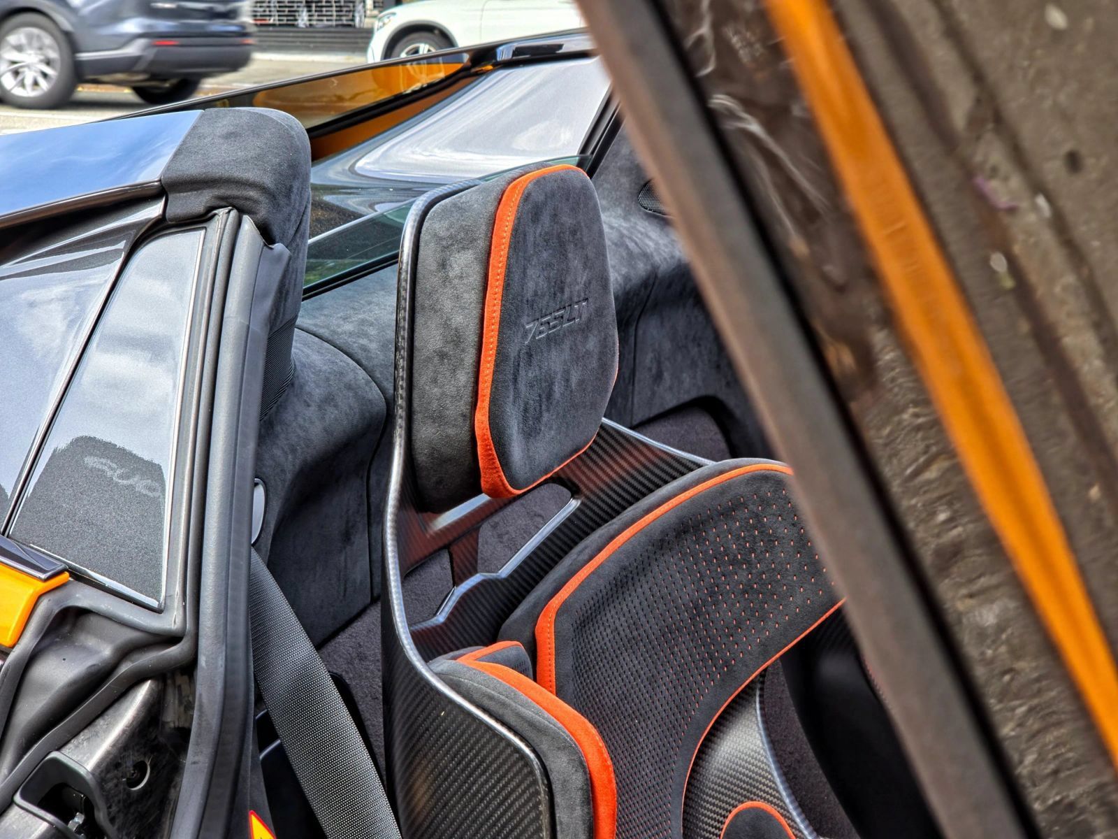 Used 2022 McLaren 765LT RWD image 44