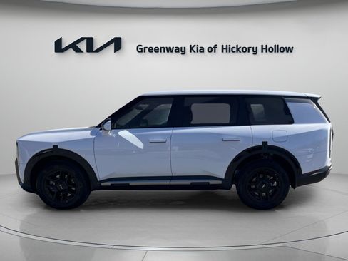 New 2027 Kia Telluride LX FWD image 3