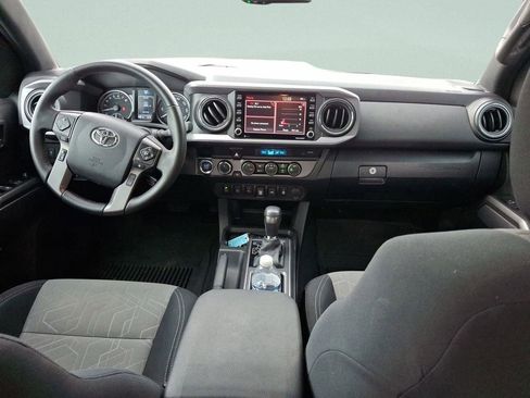 Used 2023 Toyota Tacoma TRD Off-Road w/ Technology Package image 8