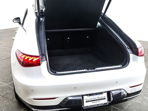 Used 2022 Mercedes-Benz EQS 450+ Sedan image 23