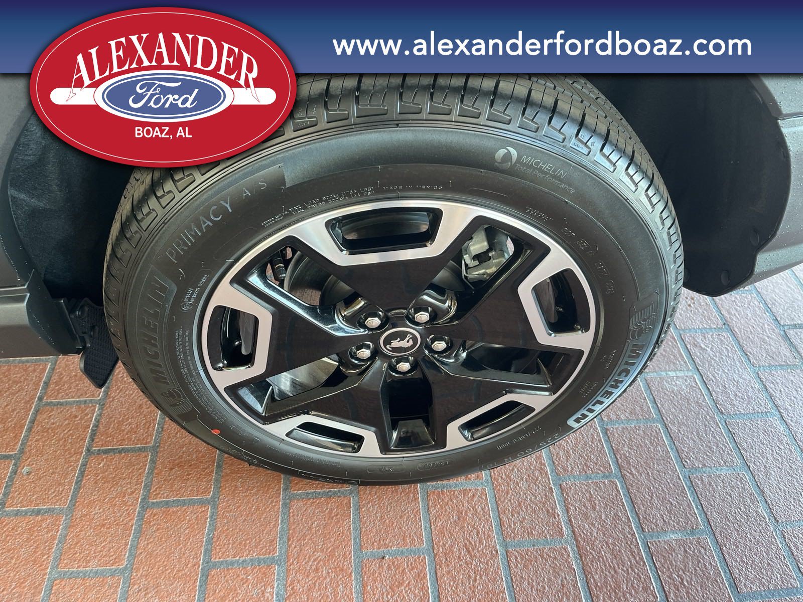 New 2024 Ford Bronco Sport Outer Banks w/ Tech Package AWD/4WD image 8