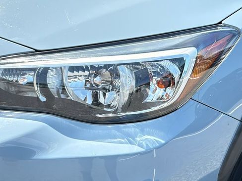 Used 2018 Subaru Crosstrek 2.0i Premium w/ Moonroof Package AWD/4WD image 7