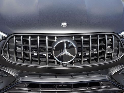 New 2026 Mercedes-Benz GLC 43 AMG 4MATIC image 7