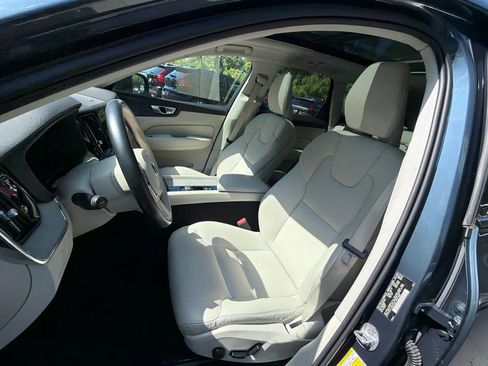Used 2024 Volvo XC60 B5 Plus w/ Protection Package Premier AWD/4WD image 25