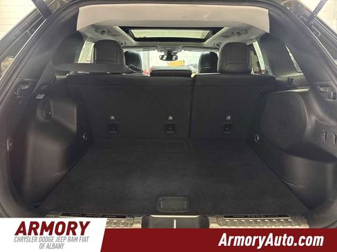 Used 2021 Jeep Cherokee Latitude Lux w/ Sun & Sound Group image 28