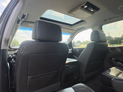 Used 2019 GMC Yukon Denali w/ Open Road Package AWD/4WD image 18