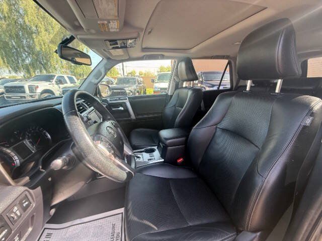 Used 2016 Toyota 4Runner Limited AWD/4WD image 17