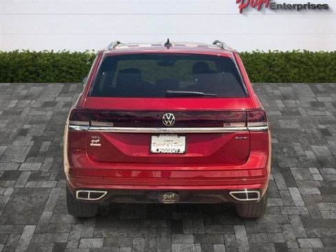Used 2024 Volkswagen Atlas SEL Premium R-Line AWD/4WD image 9