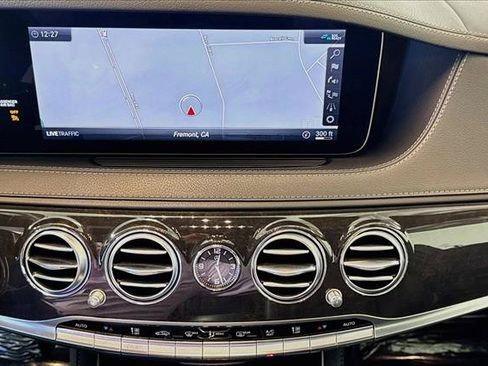 Used 2019 Mercedes-Benz S 560 Sedan image 13
