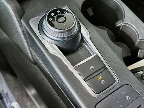 Certified 2025 Ford Escape ST-Line FWD image 18