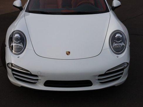 Used 2013 Porsche 911 Carrera S image 9