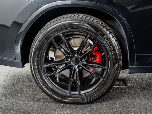 Used 2023 BMW X4 M40i image 9