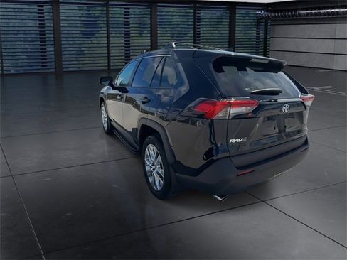 Used 2024 Toyota RAV4 XLE Premium image 7