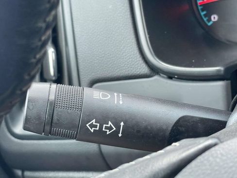 Used 2022 Chevrolet Colorado LT w/ Fleet Safety Package RWD image 34