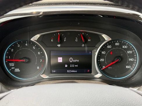 Used 2020 Chevrolet Traverse LT w/ LT Premium Package AWD/4WD image 15
