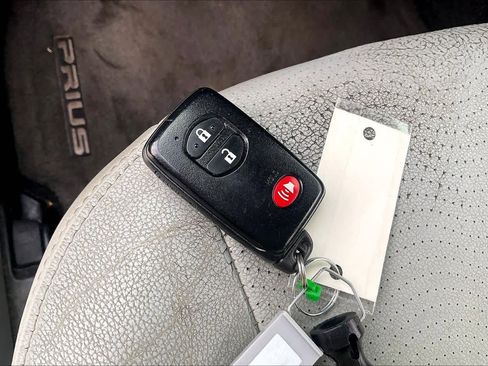 Used 2012 Toyota Prius Three FWD image 13