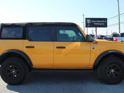 Used 2022 Ford Bronco Big Bend w/ Sasquatch Package image 6