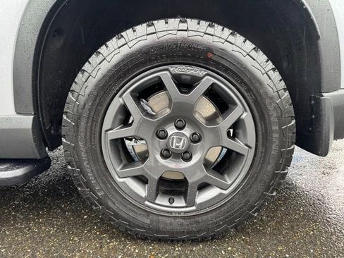 Used 2025 Honda Pilot TrailSport image 20