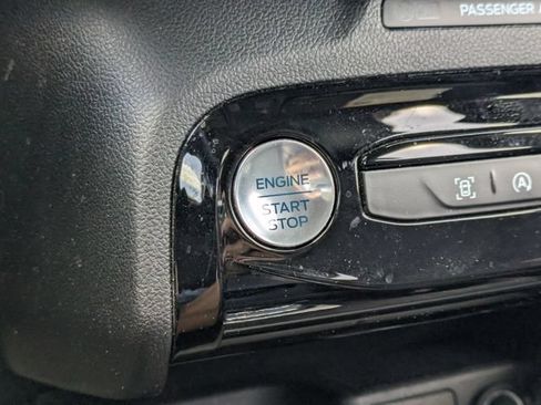 Used 2023 Ford Escape ST-Line w/ Tech Pack #1 FWD image 27