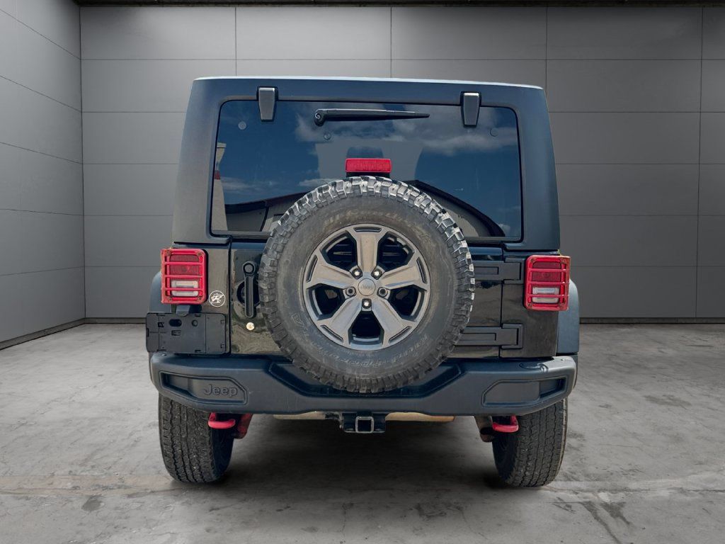 Used 2018 Jeep Wrangler Unlimited Rubicon AWD/4WD image 4