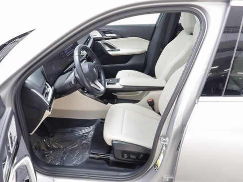 Certified 2023 BMW X1 xDrive28i w/ Premium Package image 6