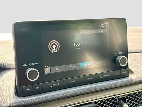 Used 2025 Acura Integra FWD image 19