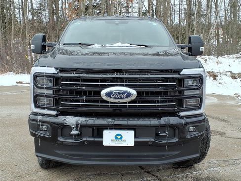 New 2026 Ford F350 Platinum w/ FX4 Off-Road Package image 3