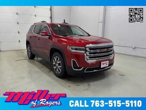 Used 2023 GMC Acadia SLE w/ Driver Convenience Package image 2