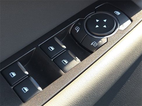 New 2025 Ford Explorer Active image 17