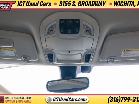 Used 2020 Chrysler Pacifica Limited FWD image 21