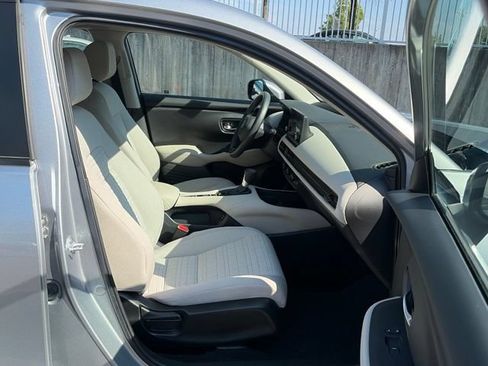 Certified 2024 Honda HR-V LX image 27