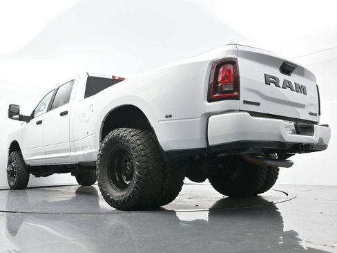 Used 2025 RAM 3500 Big Horn AWD/4WD image 41
