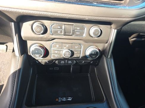 Used 2023 Chevrolet Tahoe LT w/ LT Signature Plus Package image 26