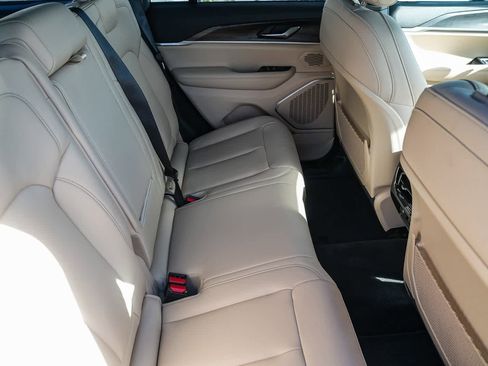 New 2026 Jeep Grand Cherokee Limited image 18