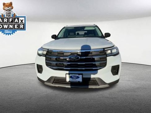 Used 2026 Ford Explorer Active AWD/4WD image 3