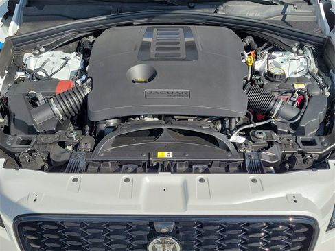 Used 2026 Jaguar F-PACE R-Dynamic S image 30