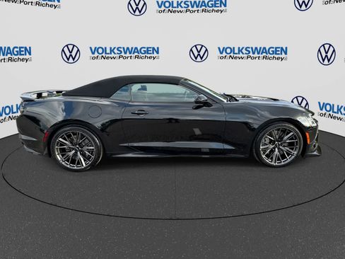 Used 2022 Chevrolet Camaro ZL1 RWD image 15