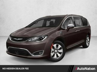 Used 2018 Chrysler Pacifica Limited w/ Advanced Safetytec Group FWD video 1